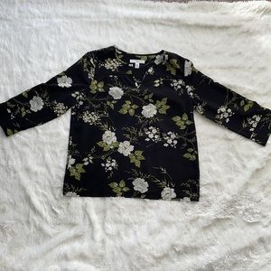 Flower light weight long sleeve